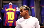 Lamine Yamal signs contract extension with FC Barcelona