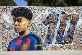 Mural del jugador Lamine Yamal en el Parque de Rocafonda de Mataró