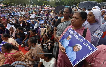 Indian Christians rally against arrest of Catholic nuns in Bangalore