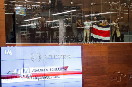 Costa Rica lawmakers debate lifting President Chaves' immunity from prosecution