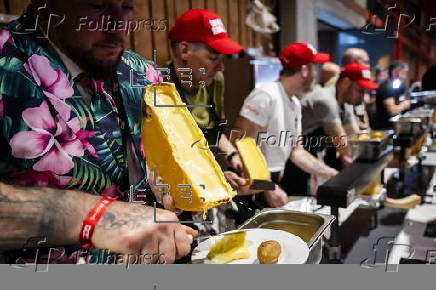 Attempt to beat the record for the world's largest raclette in Switzerland