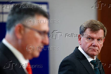 German Foreign Minister Johann Wadephul and Israeli Foreign Minister Gideon Saar attend a press conference in Berlin