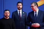 FILE PHOTO: Ukrainian President Volodymyr Zelenskiy  and Serbian President Aleksandar Vucic