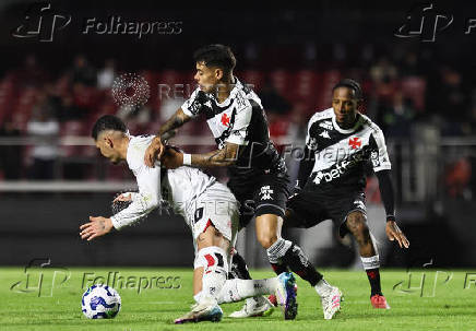 Brasileiro Championship - Sao Paulo v Vasco da Gama