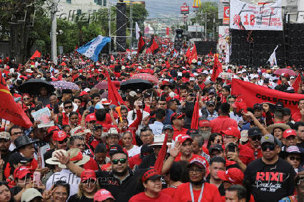 Protest during the anniversary of the 2009 coup d'état, in Tegucigalpa