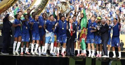 Cerimônia de medalhas para jogadores do chelsea e psg: copa do mundo de clubes da fifa 2925.