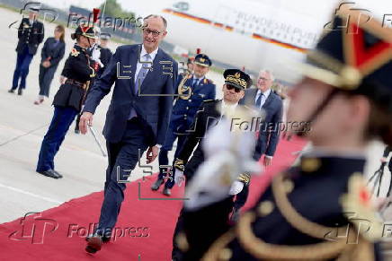 New German Chancelor Merz visits Paris