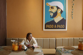 Alertas, detenciones y migrantes marcan el segundo mandato de Nayib Bukele en El Salvador