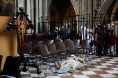 Mourning after the death of Pope Francis, in Vienna