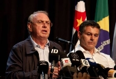 Presidente interino do Corinthians Osmar Stabile e o vice-presidente Armando Mendonça concederam coletiva á imprensa
