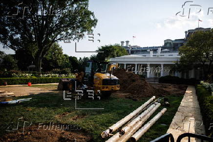 Construction in White House Rose Garden