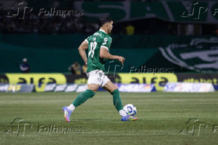 Partida entre Palmeiras e Mirassol pelo Campeonato Brasileiro 2025