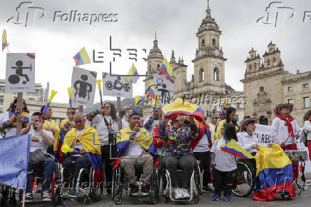 Medallistas olímpicos colombianos protestan contra la reducción de presupuesto del deporte