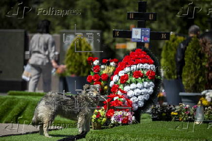 Traditional Easter of the Dead celebration in Chisinau