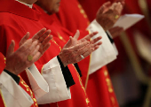 Mass to mourn late Pope Francis held at St. Peter's