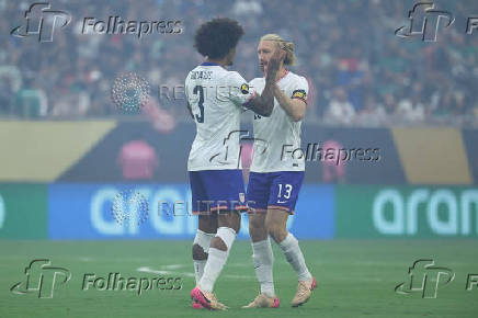 Soccer: Concacaf Gold Cup-Final-Mexico at USA