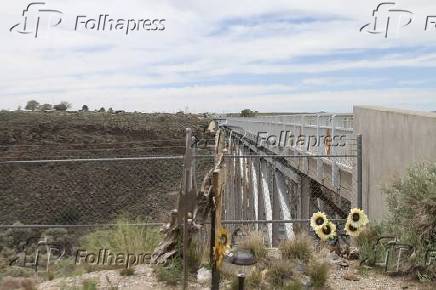 Ponte do desfiladeiro do rio grande em taos - novo méxico.