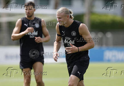 Club World Cup - Manchester City Training