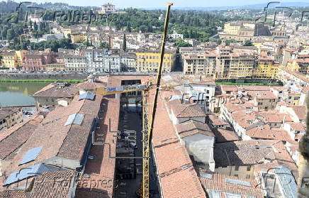 Florence removes 60-metre crane at Uffizi Galleries after two decades