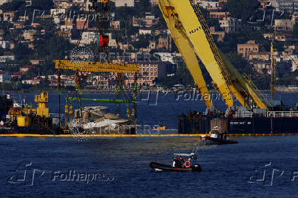 Recovery of Mike Lynch's sunken yacht 'Bayesian' from Sicilian waters