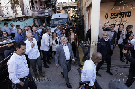 Lula visita favela do Moinho