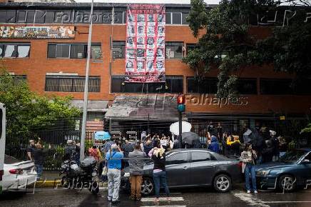 Periodistas exigen la libertad inmediata de 20 colegas presos 