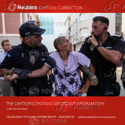 ATTENTION EDITORS - CAPTION CORRECTION FOR RC27NFAX0AJO AND RC27NFA1COVQ.