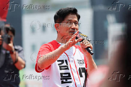 Presidential candidates attend their election campaign rallies