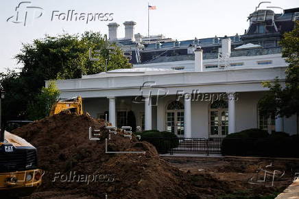 Construction in White House Rose Garden