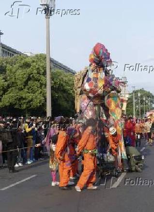 A vibrante e vanguardista capital da Alemanha recebe o carnaval anual de culturas em suas ruas.