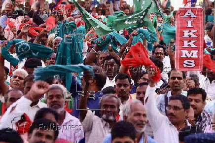 Farmers continue to protest against 'land grab' in Bangalore