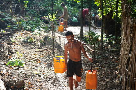 Myanmar prisoners of war held in rebel camp
