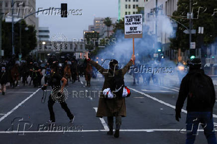 Protest following multiple detentions in downtown Los Angeles