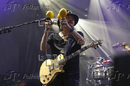 Concierto de Carlos Santana en las Noches del Botánico