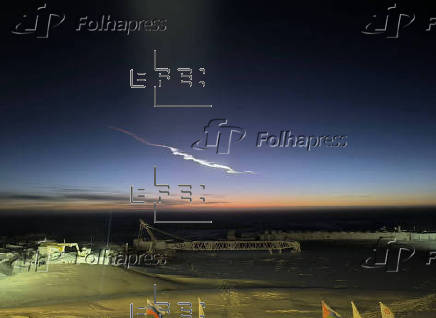 Investigadores rusos observan la caída de un meteorito grande en la Antártida