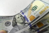 Dólar tem nova disparada e fecha em recorde de R$ 6,26