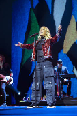 Cantora Paula Toller faz show em SP