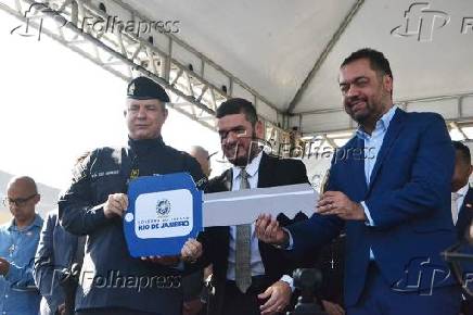 O governador Cláudio Castro entregou, 185 novas viaturas para PM do RJ