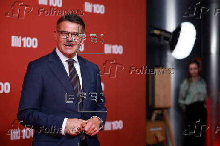 BILD 100 - German newspaper BILD invites 100 German leading personalities