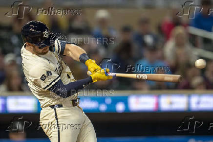 MLB: Chicago White Sox at Minnesota Twins