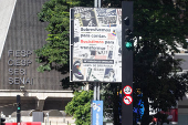 Vista de painéis na avenida paulista, parada LGBT+