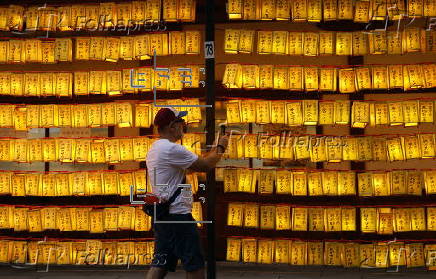 Number of foreign visitors to Japan surpass the 20-million mark in just six months for the first time ever