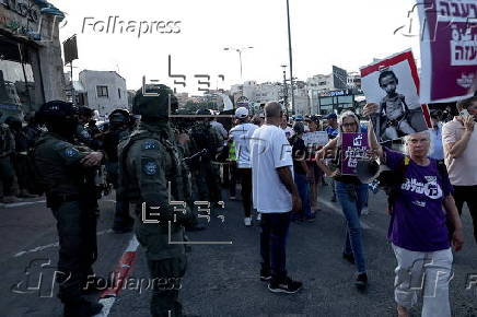 Israeli Arabs protest against famine in Gaza