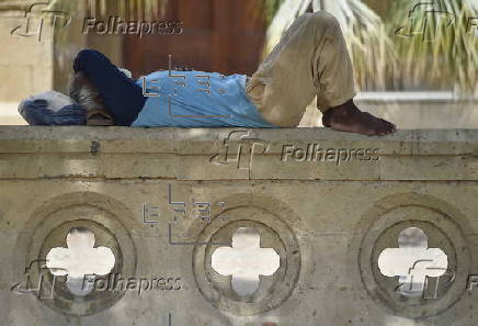 Karachi braces for heat wave as temperatures rise
