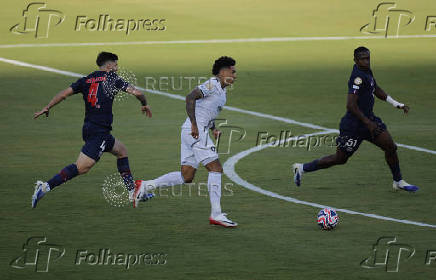 FIFA Club World Cup - Group B - Paris St Germain v Botafogo
