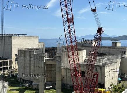Obras em usina nuclear em Angra