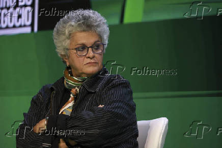 Izabella Teixeira was honored with the Norman Borlaug Award at the 24th Brazilian Agribusiness Congress