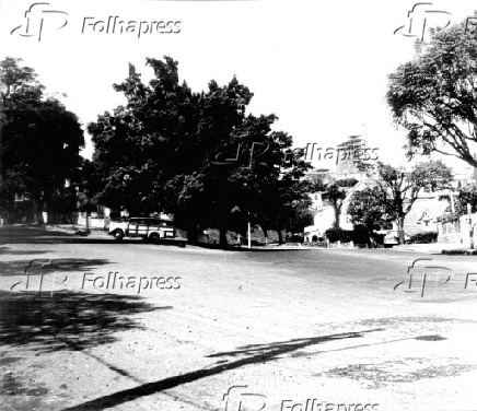 Vista da Praça Coaquira no bairro do