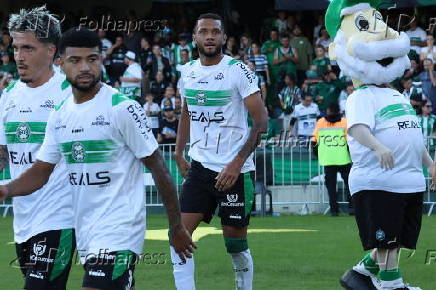 Campeonato brasileiro série b partida entre o coritiba contra o operário