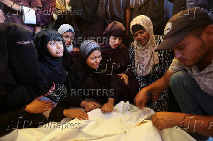 Aftermath of an overnight Israeli strike, in Khan Younis